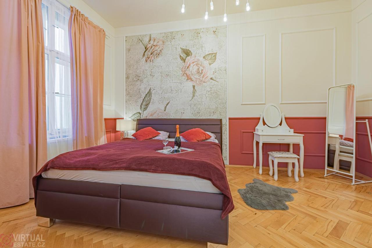 Colorful Wenceslas Square Apartment Prag Exterior foto